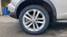 Nissan Juke 1.2 DiG-T N-Connecta 5dr Petrol Hatchback